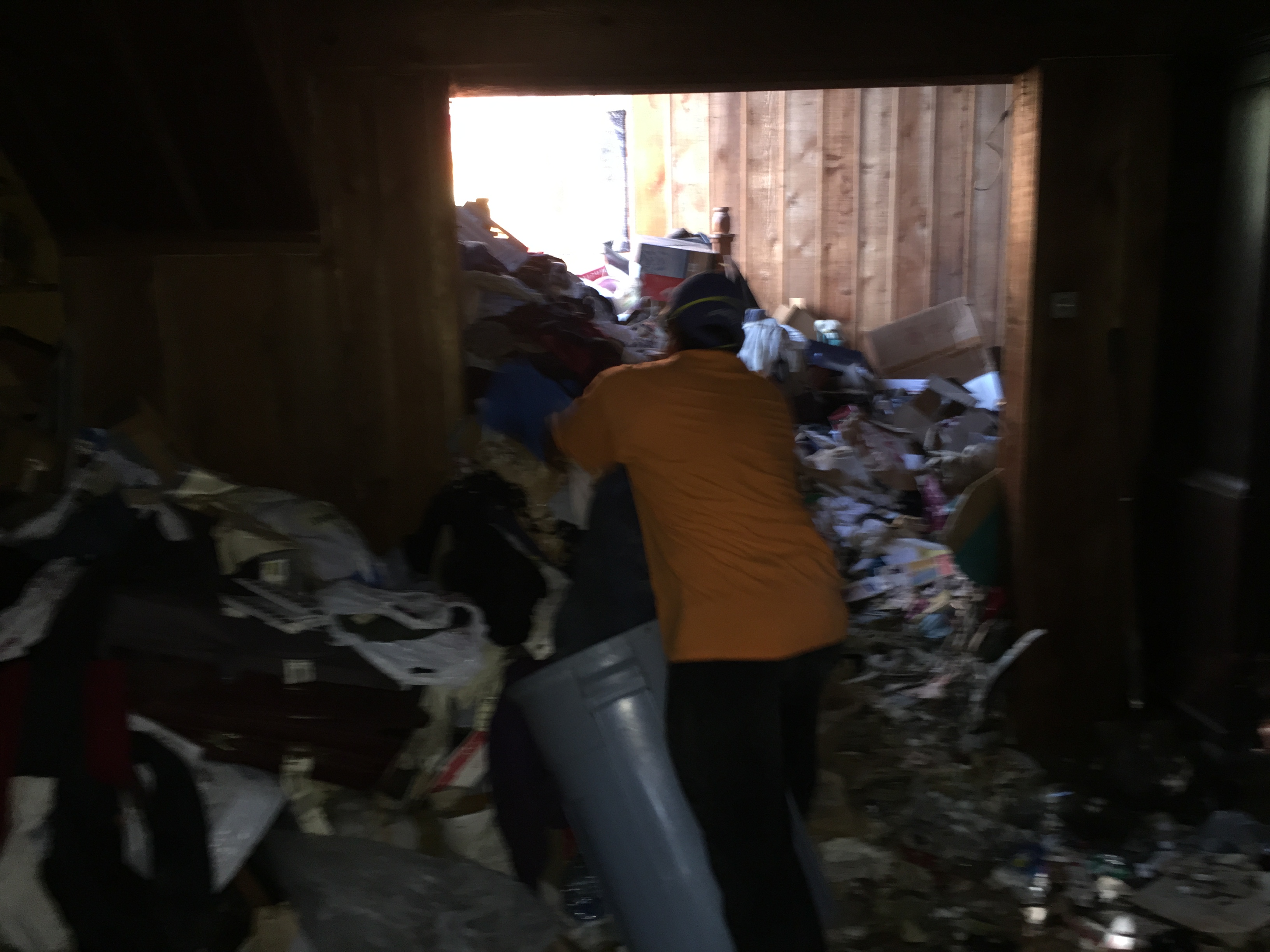 hoarder house cleaning and junk removal los angeles